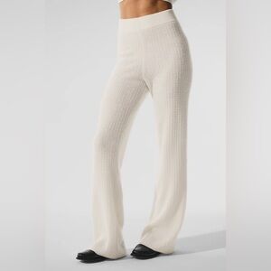 Alo Yoga Ivory Cashmere High Waist Plush Waffle Pant